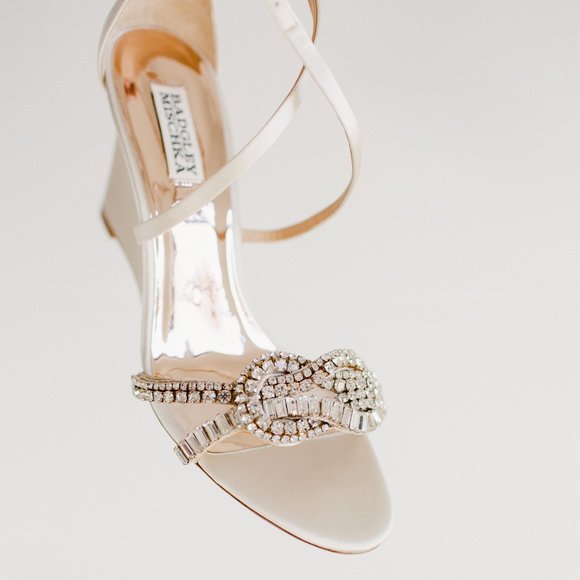 Badgley Mischka Zabrina 9 Women's Strappy Wedge Ivory New - Picture 12 of 14